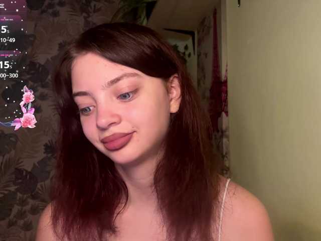 CassyVixen online show from August 17, 4:01 pm