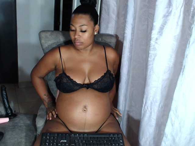 CataleyaRosex online show from August 4, 9:45 pm