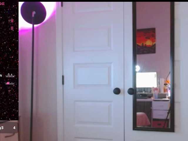 Cateycakes online show from August 10, 2:13 am