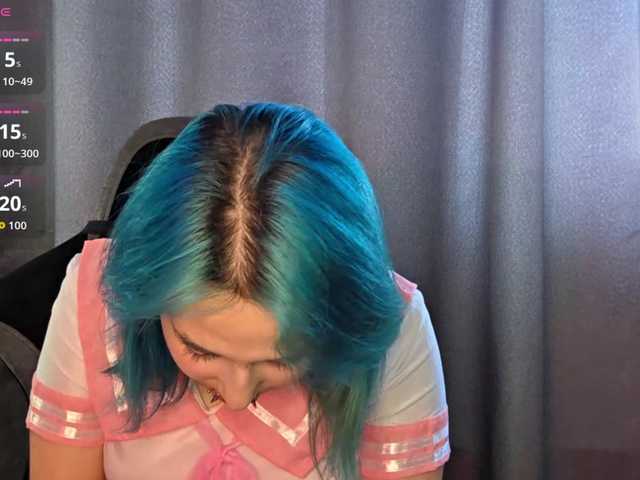 CatherynDowns online show from August 11, 8:27 am