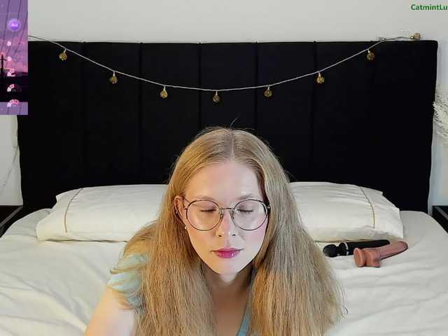 CatmintLush online show from August 9, 1:50 am