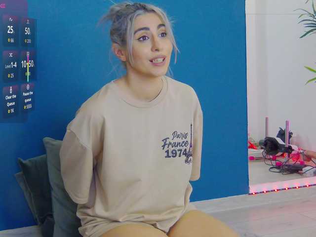 CelineMeyer online show from August 8, 12:05 pm