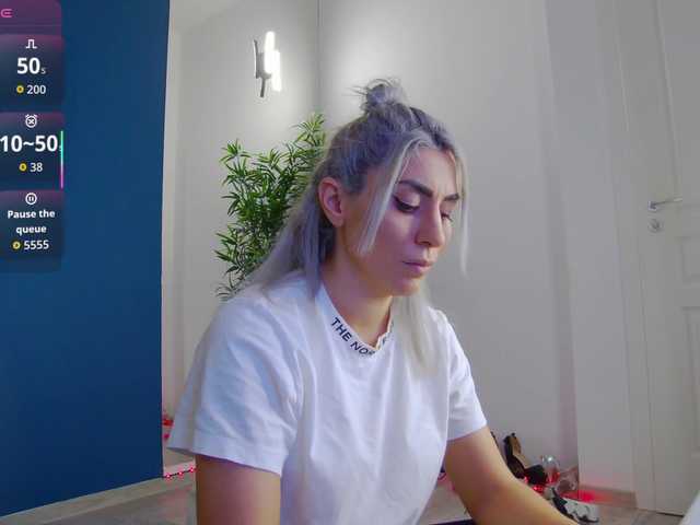 CelineMeyer online show from August 9, 5:08 am