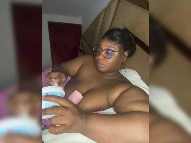 Chantellexoti online show from August 2, 5:14 am