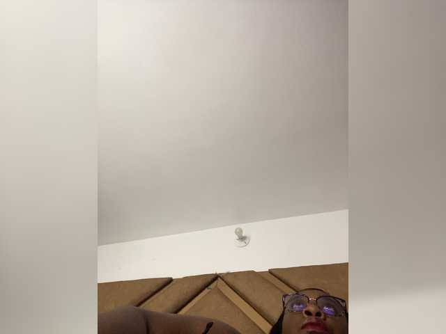 Chantellexoti online show from August 6, 2:43 am