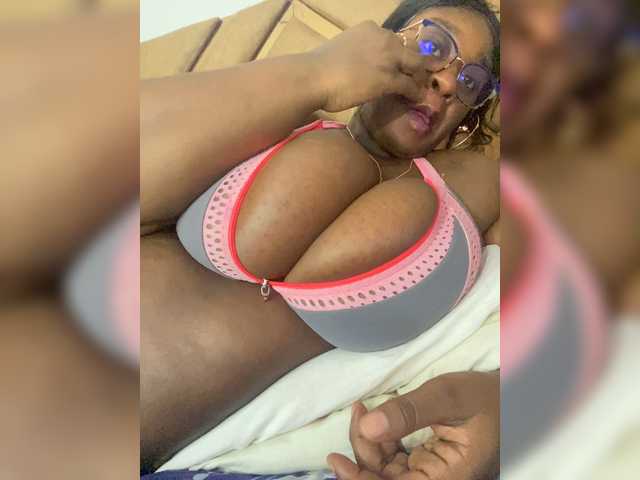 Chantellexoti online show from August 9, 4:02 am