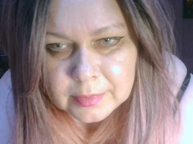 CharleeKendall online show from August 2, 10:28 pm