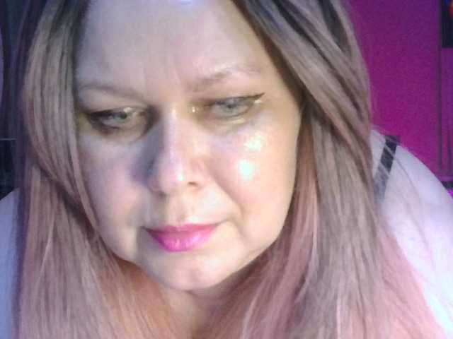 CharleeKendall online show from August 5, 11:03 pm
