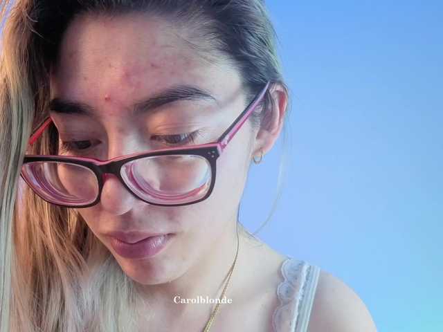 Charlotte-glasses online show from August 12, 10:45 pm