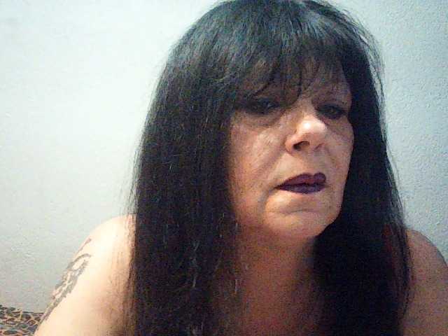 Charms online show from August 9, 2:51 pm