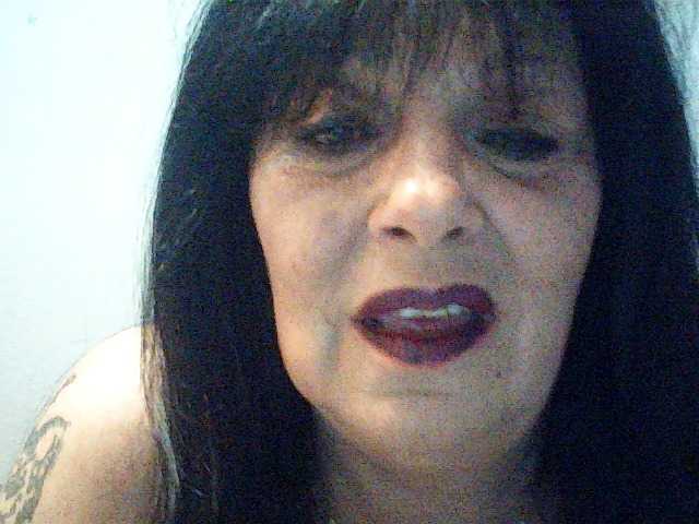 Charms online show from August 9, 3:57 pm