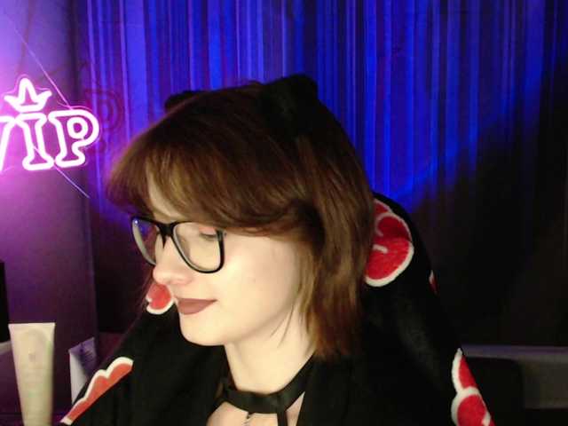 Cherry-Luna online show from July 21, 8:00 pm