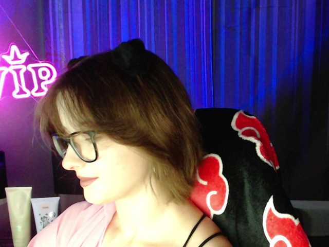 Cherry-Luna online show from July 23, 5:59 pm