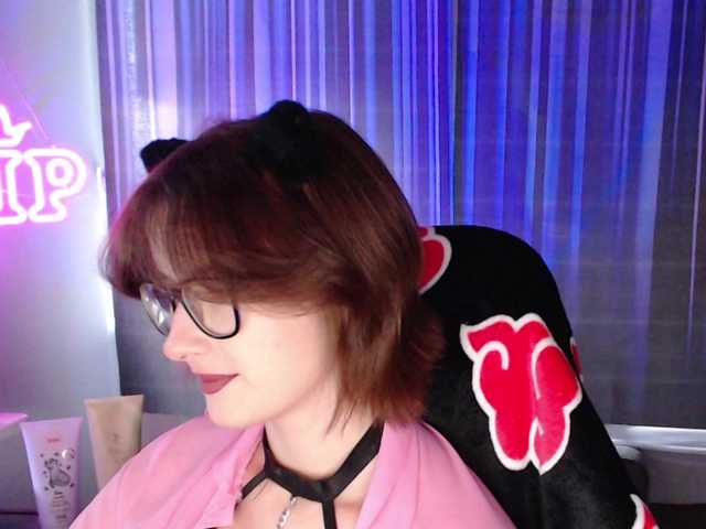 Cherry-Luna online show from July 27, 4:45 pm