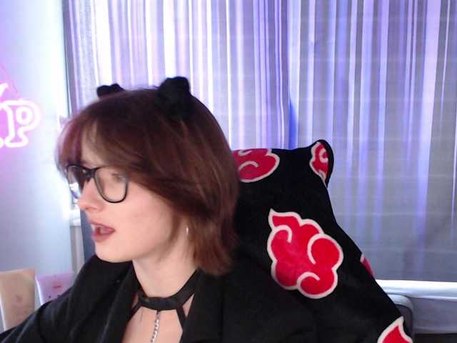 Cherry-Luna online show from August 4, 4:48 pm