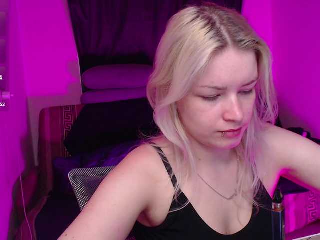 CherryNight666 online show from July 29, 10:17 pm