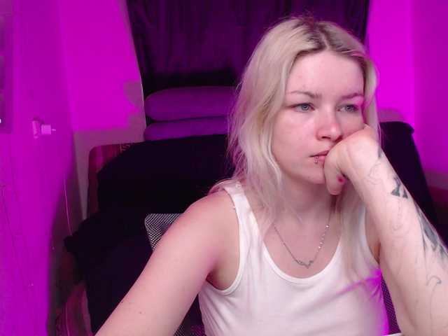 CherryNight666 online show from July 30, 10:27 pm