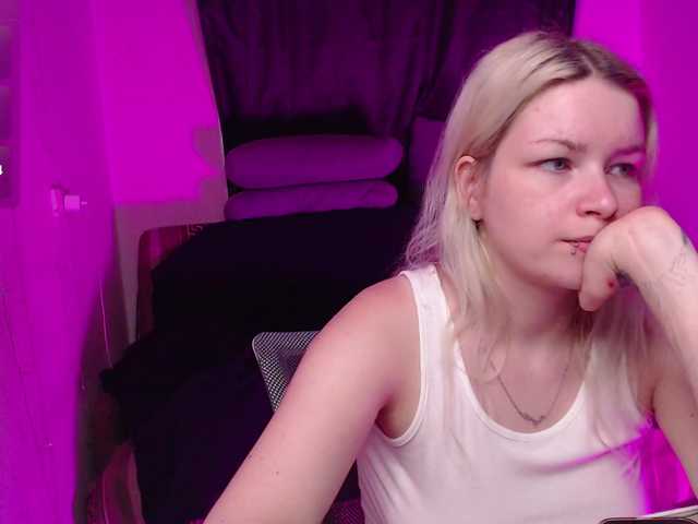 CherryNight666 online show from July 30, 11:33 pm