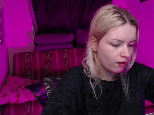 CherryNight666 online show from August 1, 9:10 pm