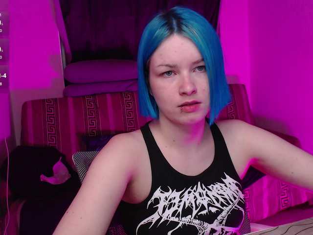 CherryNight666 online show from August 4, 9:01 pm