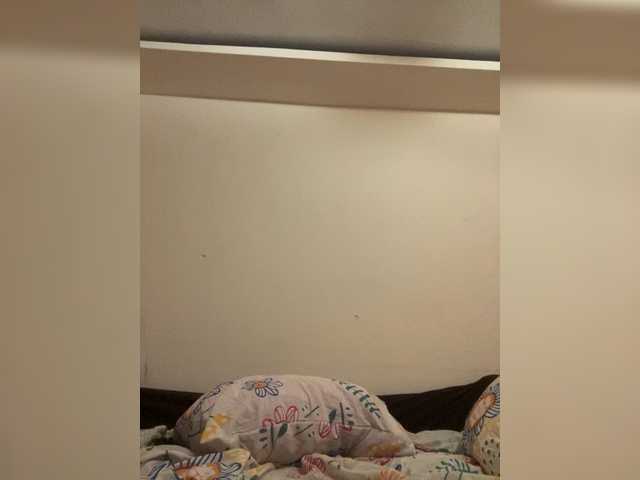 CherryTempt online show from April 18, 9:35 pm