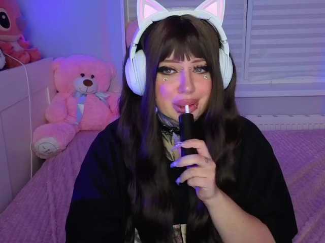 Chibiis online show from August 29, 5:34 pm