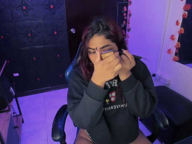 ChloeLombardi online show from July 29, 2:02 pm