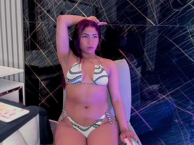 ChloeLombardi online show from August 4, 4:48 pm