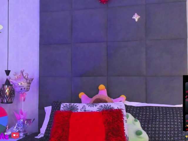 ChloeMontes online show from September 6, 8:48 pm