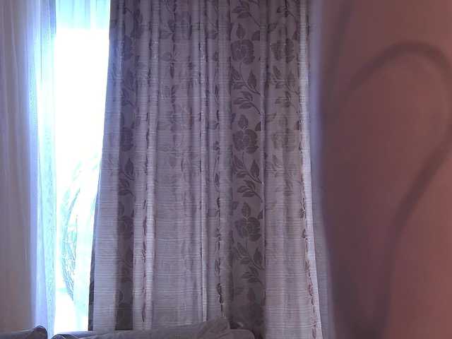 ChloeSinss online show from August 13, 5:10 am