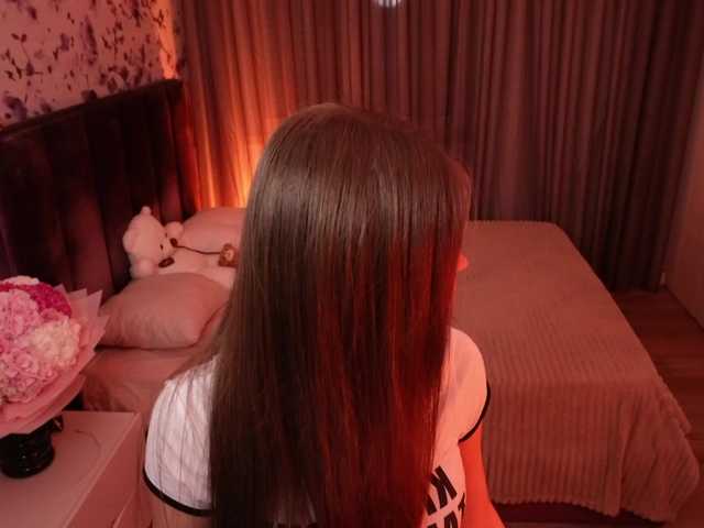 ChloeSpark online show from August 4, 11:35 pm