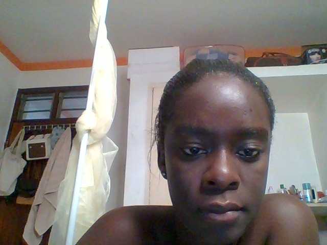 Chocolateaa online show from August 4, 11:07 am
