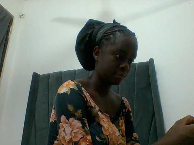Chocolateaa online show from August 4, 9:01 pm