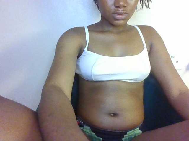 Chocoslut2233 online show from June 29, 10:33 pm