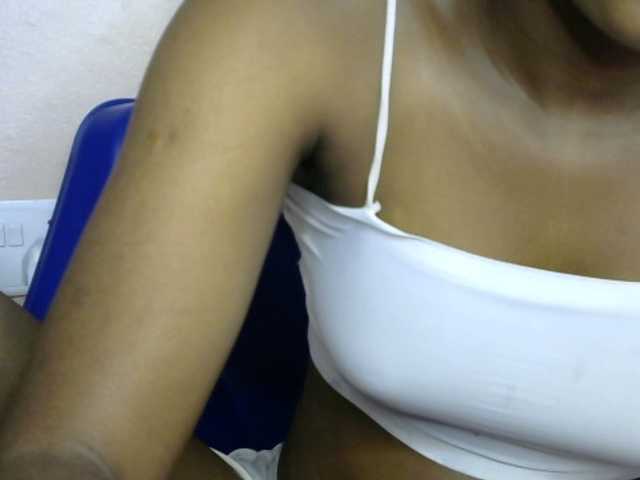 Chocoslut2233 online show from July 2, 2:51 pm