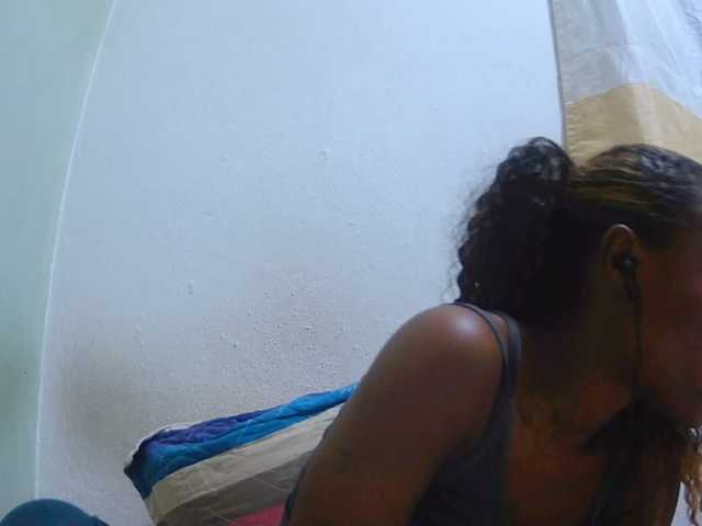 Chou1 online show from August 8, 3:34 pm