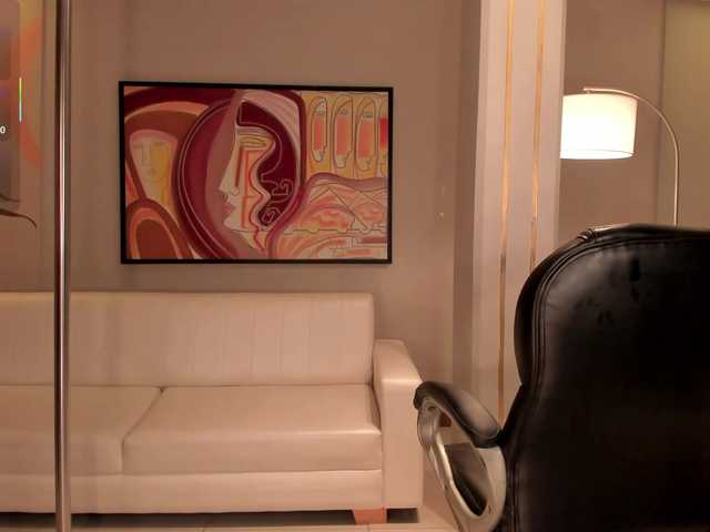 ChristineFord online show from August 1, 6:14 pm