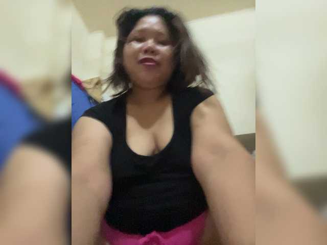 ChubbyBabe31 online show from August 8, 6:57 am