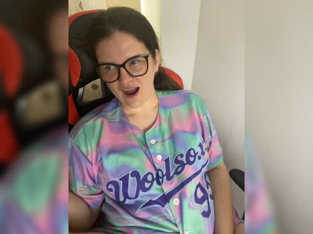ChubbyBae online show from August 8, 1:22 pm