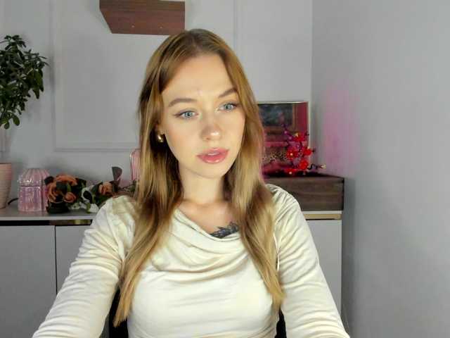 CindyGlam online show from July 29, 5:25 am