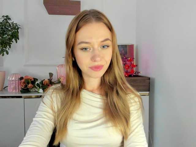 CindyGlam online show from July 29, 9:16 am