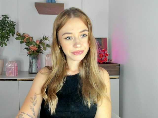 CindyGlam online show from July 31, 5:25 am