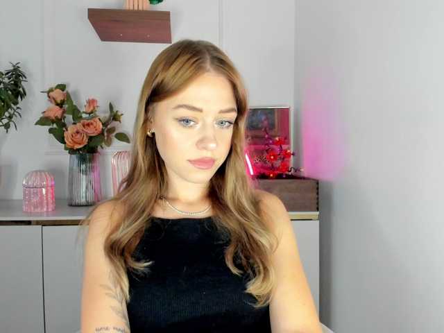 CindyGlam online show from August 7, 6:46 am