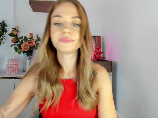 CindyGlam online show from August 11, 6:37 am
