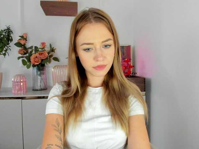 CindyGlam online show from August 12, 10:28 am