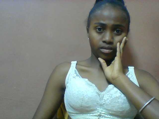 Clarah1 online show from August 14, 9:02 am