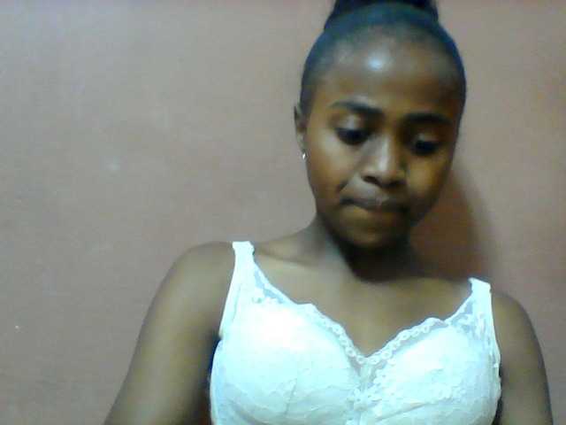 Clarah1 online show from August 14, 11:58 am