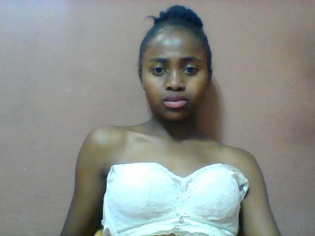 Clarah1 online show from August 15, 7:12 am
