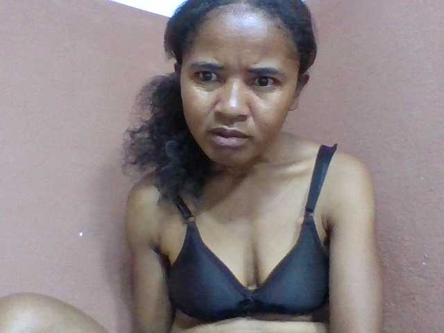 Claudia1a online show from August 27, 6:21 am