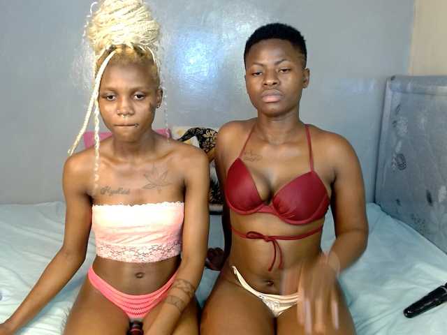 Cocoheat online show from August 14, 9:40 pm